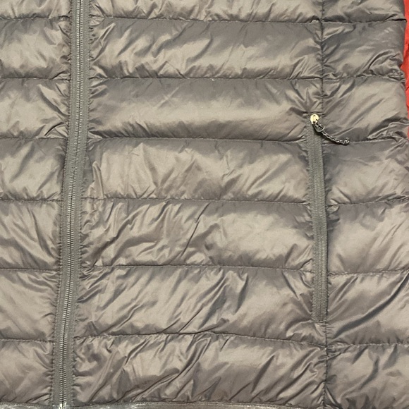 Eddie Bauer vest - Picture 2 of 7